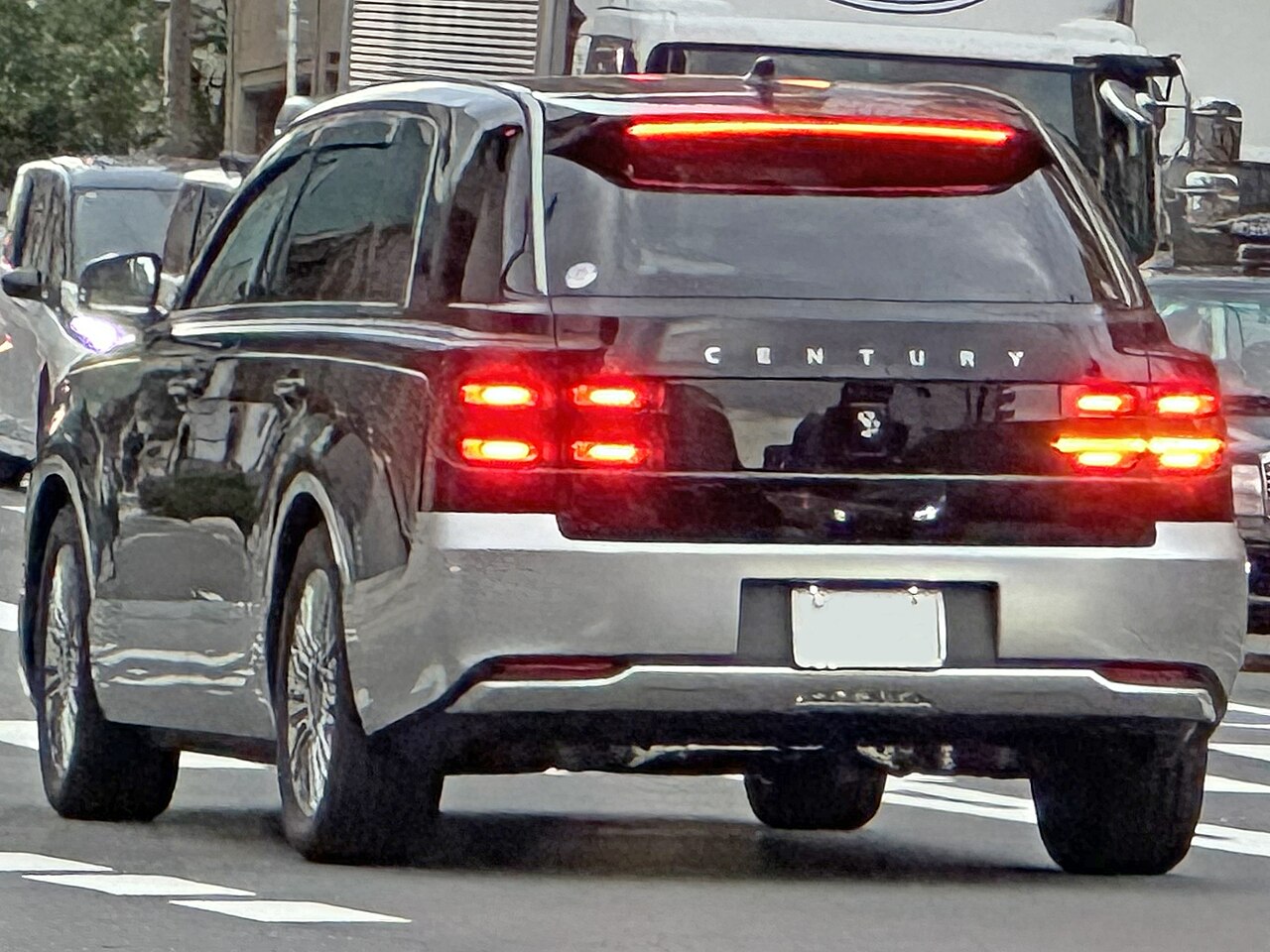 Toyota Century SUV